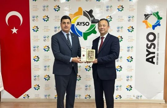 Aksüt İncir, Kırgızistan Büyükelçisi Ruslan Kazakbaev’e Takdim Edildi