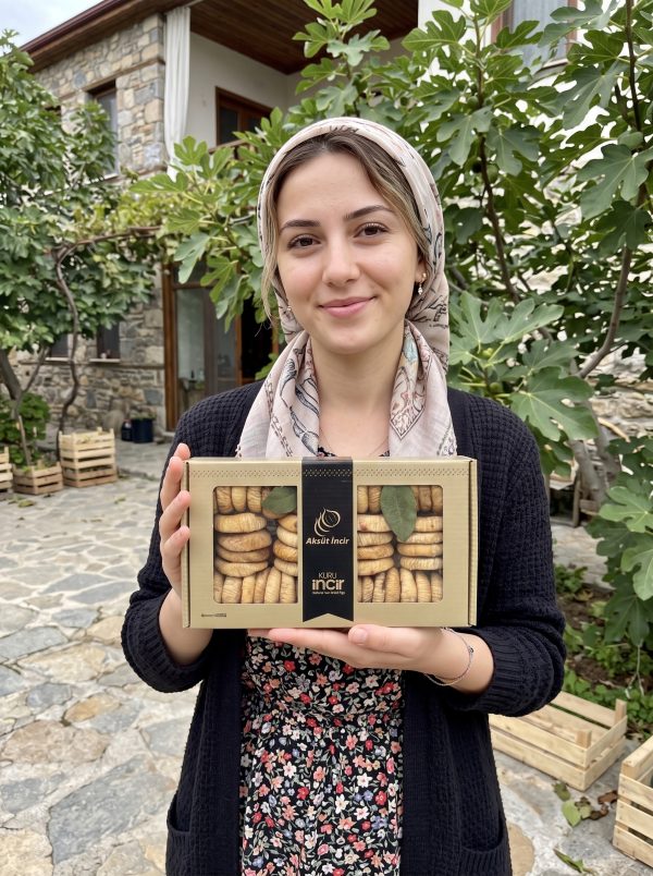 İRİ BOY Kuru İncir Lerida Dizim 1000g Aydın İnciri (AB Coğrafi İşaretli) 2 Aksüt İncir İRİ BOY Kuru İncir Lerida Dizim 1000g Aydın İnciri (AB Coğrafi İşaretli)