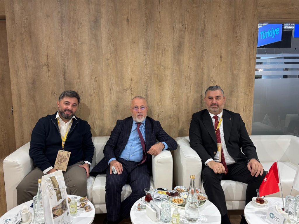 sialfuar 7 Aksüt İncir